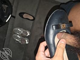 今日扫楼战绩，这个骚女人是真的汗脚0