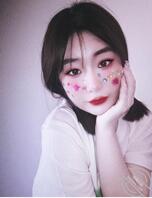 分享出你们意淫的骚逼，最喜欢哪一个打在评论区。评论送100金币2