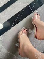 喜欢姐姐的高跟鞋丝袜吗？0