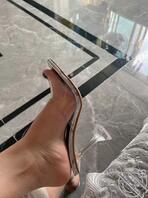 喜欢姐姐的高跟鞋丝袜吗？1