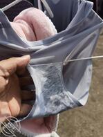 刚去楼顶找了个内裤施肥