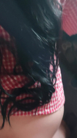 在女大点陪玩的时候后入她