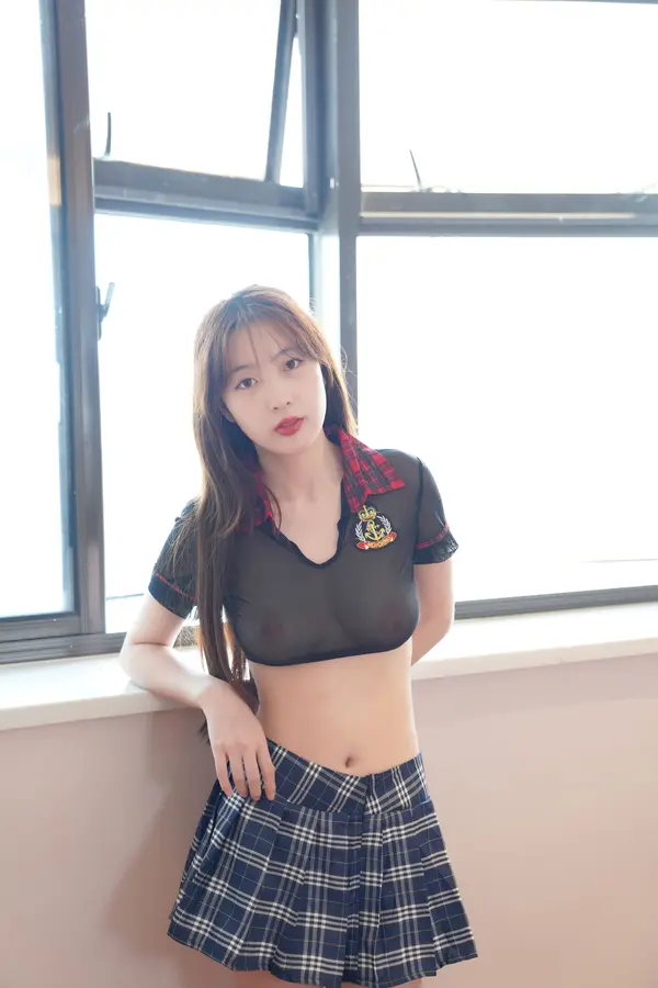 国模林星阑大尺度性爱人体私拍视频0