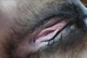 偷偷趁老婆睡觉拍他的骚逼她睡的太死了摸都摸不醒0