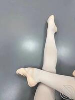 想拿下20岁处 表姐，之前跳舞的，现在是幼师，有没有大神指点一下1