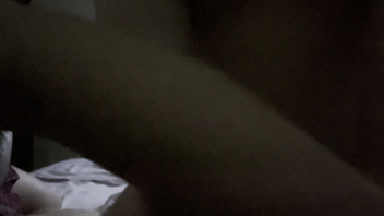 终于搞定极品大奶女同事了，上位高潮