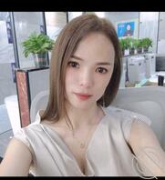 好想射满阿姨的脸