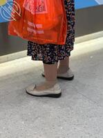 老阿姨妇女的丝袜脚，有喜欢的吗2