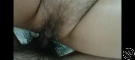 和妈妈做爱真爽 抱着妈妈狂插 抽插妈妈的阴道 爽啊 太喜欢妈妈了2