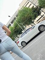 牛仔肥臀少妇的这裤子质量真好、穿了几年啦1