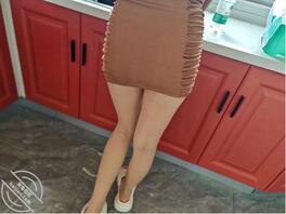 老妹心情不好我俩喝酒,郁闷,怎么下手啊?2