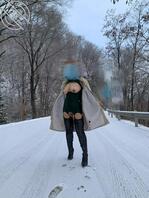 露出的熟女老骚逼