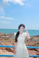 女儿十八了，老父亲看着好心动0