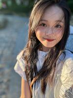 单亲爸爸喜欢上自己女儿，想要跟女儿乱伦，今天给女儿喝下有精液的牛奶