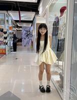 打游戏认识的医专学生妹妹商场户外漏出内裤白虎逼