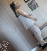 真实全景女厕偷拍 视频传不上去2