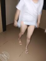 电梯口第一次全裸露出2