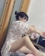 针孔偷拍隔壁小少妇，喜欢的点个赞2