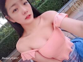 昨天晚上操的时候她同意了让别的男人操她。操完了就不认了。0