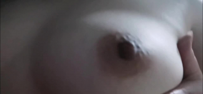 老婆的大奶子谁想吃