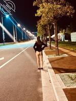 拉面馆回族小骚妻下班露出，骚妻喜欢看大神评论0