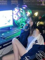 今日人设——网瘾少女1