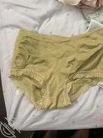 偷进我姐房间，拿她内裤打胶1