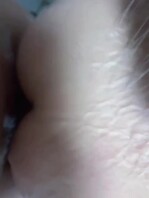 原创17- 女儿给我口硬顺势后入她，借着水流干的啪啪响，从卫生间干到卧室