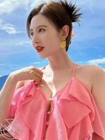 张萌，好担心这个扣子突然崩掉啊1