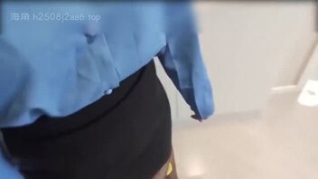 淫荡的嫂子被我贴上了荡妇标签，宾馆无套内射肥逼嫂子