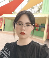 上课意外发现女同学在偷偷摸2