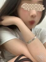 骚女儿上晚自习真空裙底被帅气男同学看到,勃起的大鸡巴插进来多好1