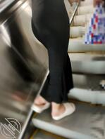 顶!地铁喜遇一不穿内裤的少妇0