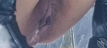 厕拍刮毛少妇，白带流到肛门清醒可见