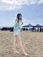帮肉丝表姐拍照