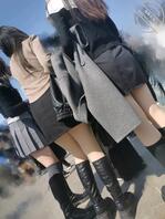 校园跟拍长靴女大学生1