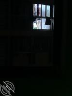 对面的美女内裤卡屁股沟了0