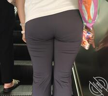 少妇的紧身裤0