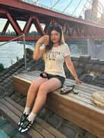 闺蜜终于自曝，辱骂烂逼想被狗操尽情羞辱吧哥哥们0