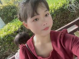 母狗女友曾宏珍露脸自拍0