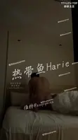 考研女生在大学里偷偷约炮的紧张画面太犯规了,黑长直头发柔顺披在肩头,高颜值精致五官配上翻白眼娇媚的娇羞表情,私下里那股又乖又带电的反差劲儿让人血脉贲张,酒店里她优雅地脱掉校服露出诱人曲线,榨精止癖级别的视觉刺激直接把压力全榨干0