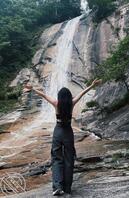 表妹完全发育成熟了，越来越有味道了，好东西一起分享，表妹的写真2