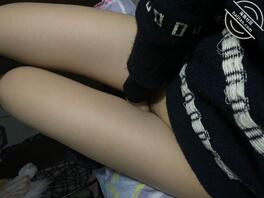 骚逼前女友初中时候的自拍