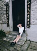 母狗女友自拍，求大家侮辱