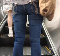 小姐姐紧身牛仔裤2