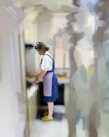 趁着蹭饭赖到婶婶洗澡，拿着换洗内衣意淫婶婶0