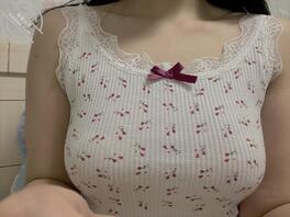 99年小骚货（目前已为人妻）