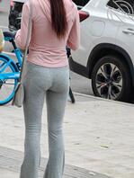 还是这样的裤子好看