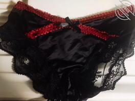 嫂子买内裤的眼光不错0