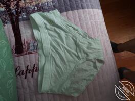 最近又去同事家 玩她的内衣裤 有没有一起玩的2